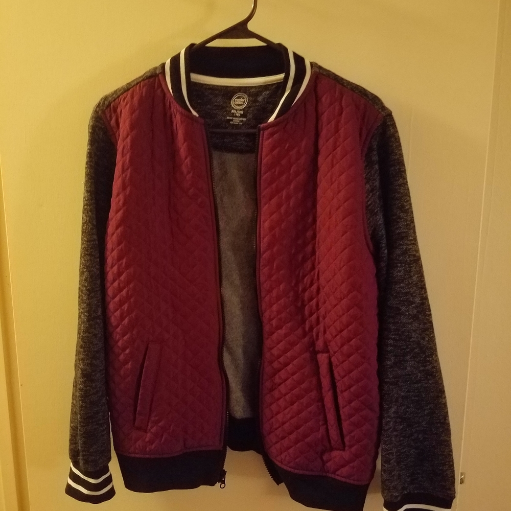 Boys XXL Jacket Black/Maroon